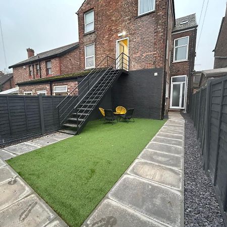 Super Stylish Apartment In Urmston Flat 3 Εξωτερικό φωτογραφία