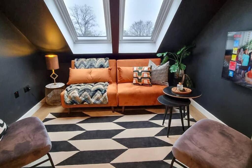 Super Stylish Apartment In Urmston Flat 3 Εξωτερικό φωτογραφία
