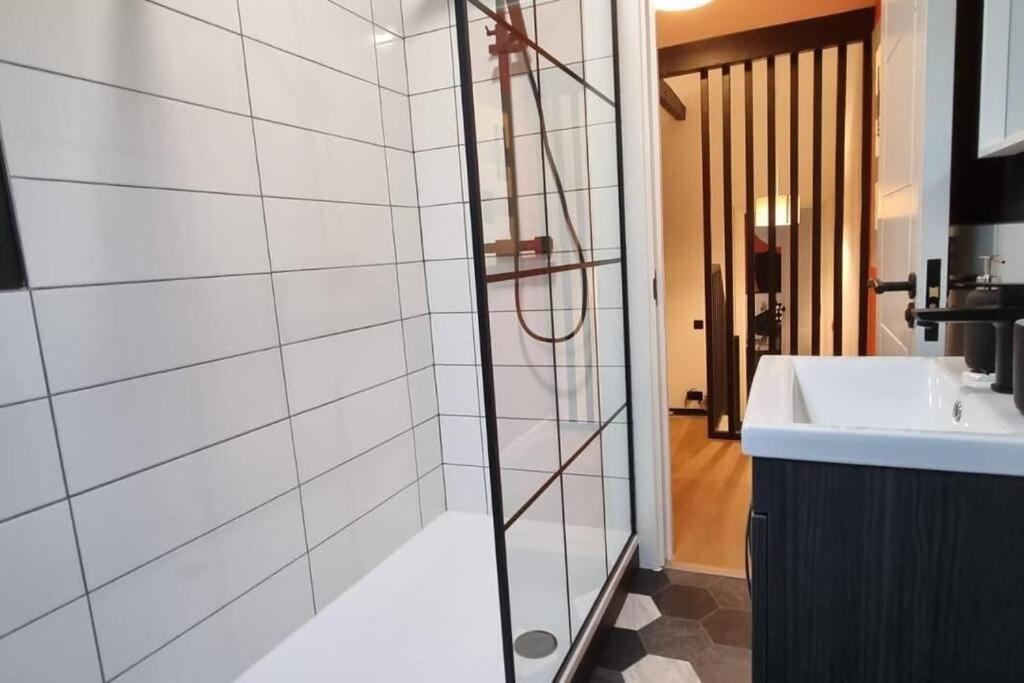 Super Stylish Apartment In Urmston Flat 3 Εξωτερικό φωτογραφία